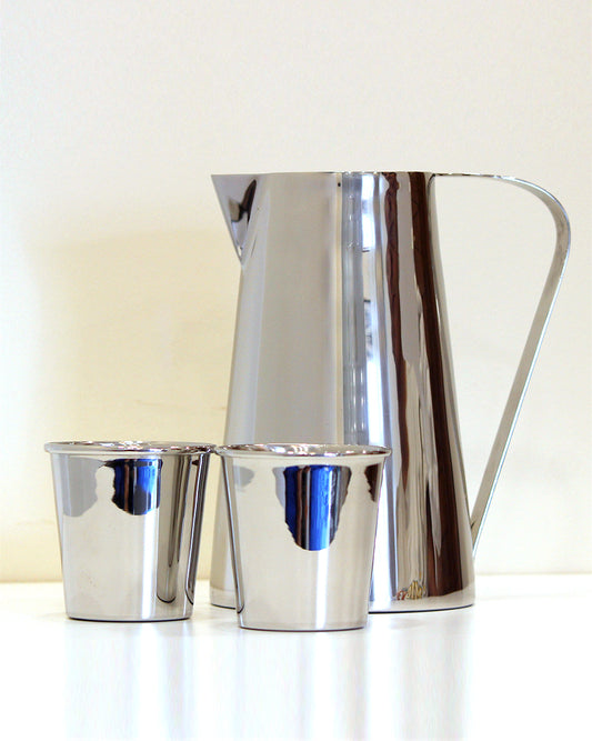 Carafe with Tumblers
