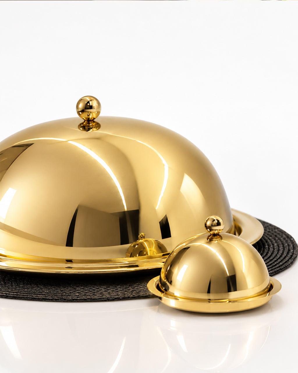 Serving Dome with tray