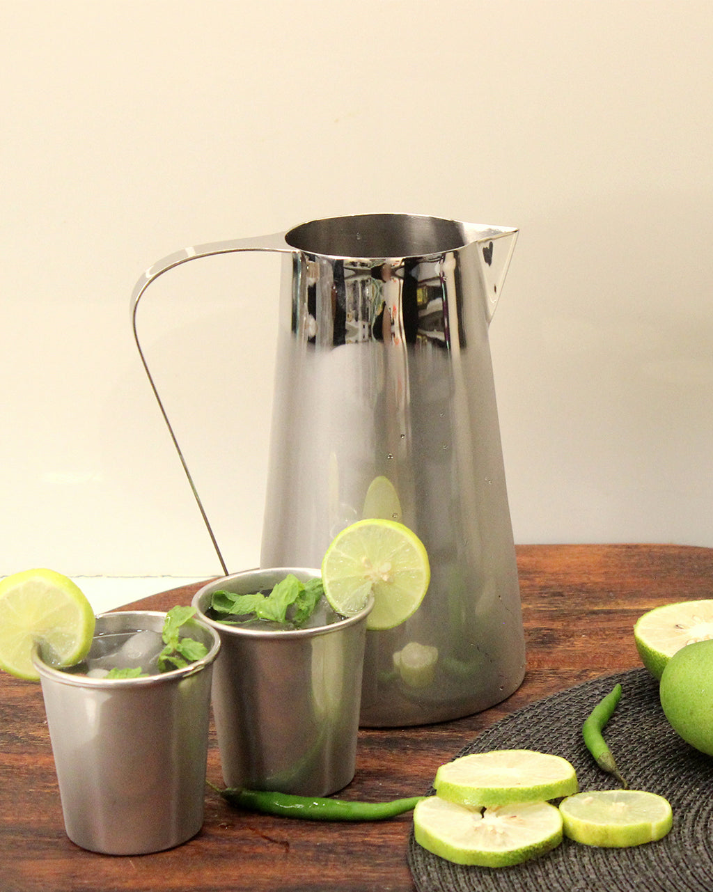 Carafe with Tumblers