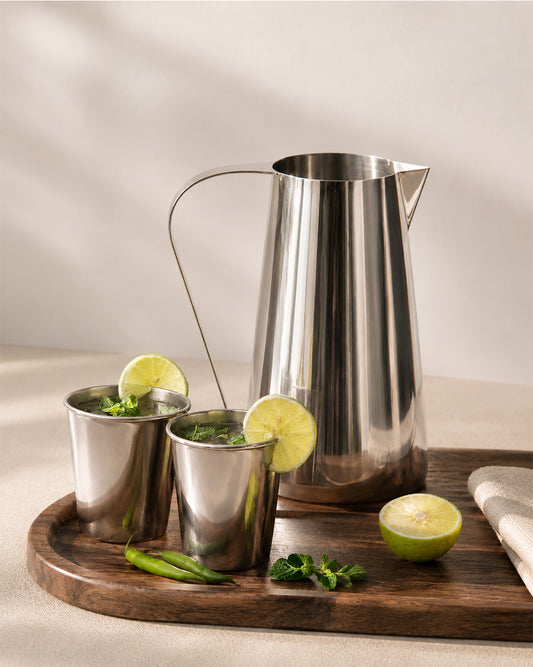 Carafe with Tumblers