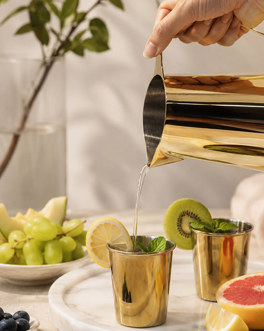 Carafe with Tumblers