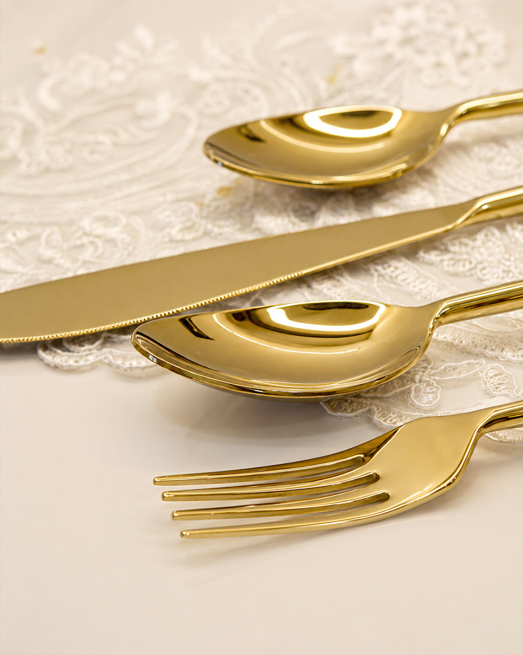 Stainless Steel Spoon with Round Handle Set of 4