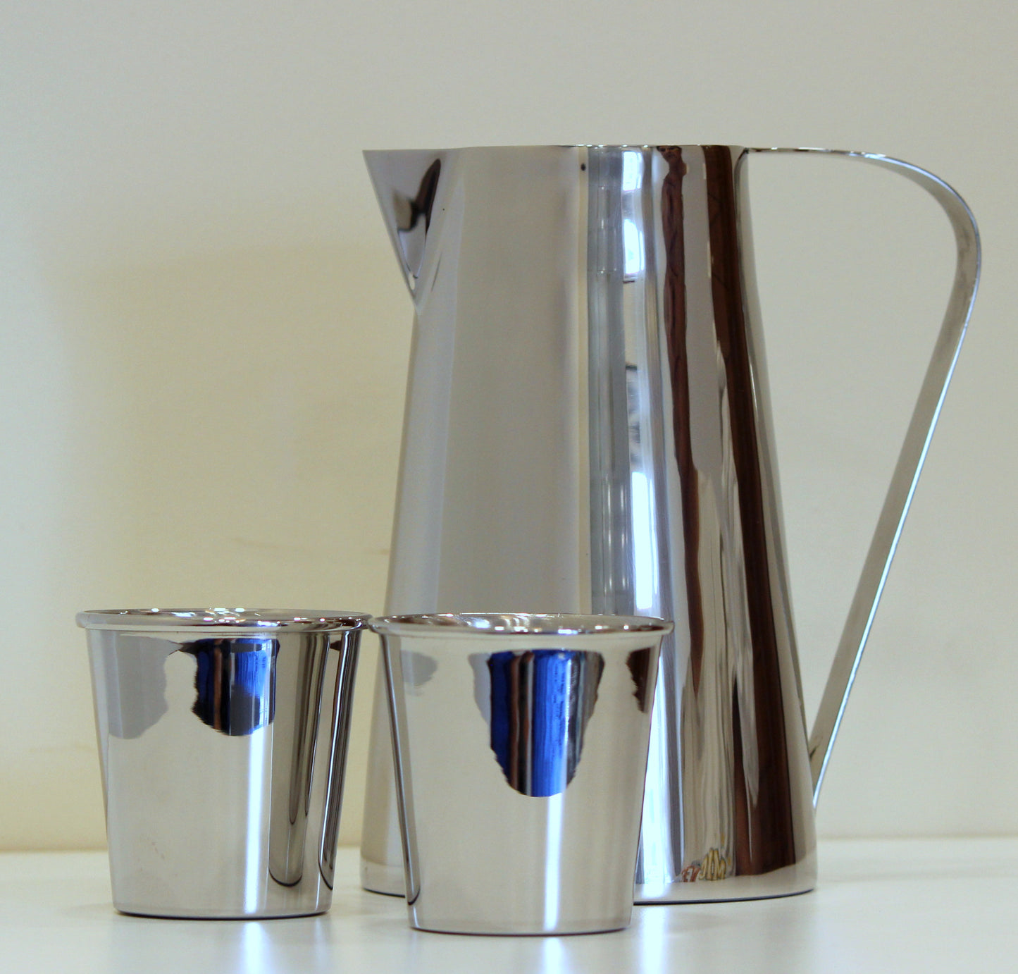 Stainless Steel Carafe with Tumblers