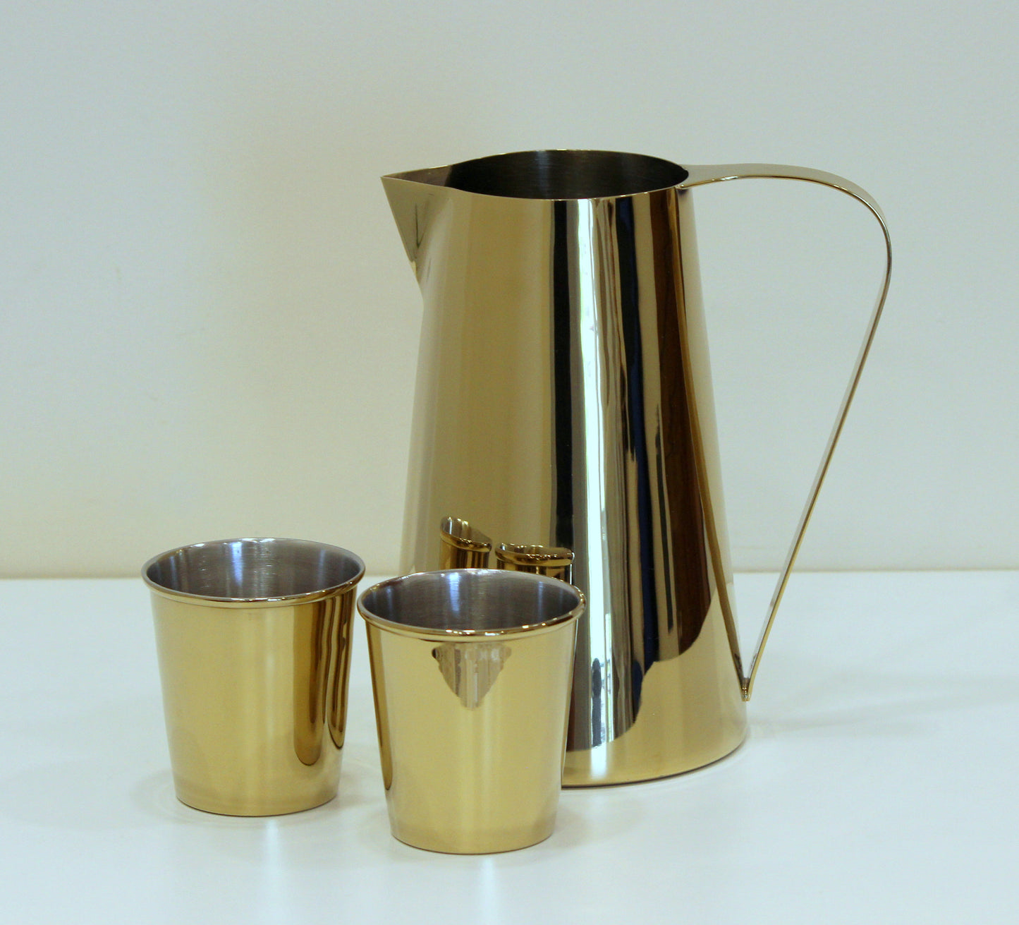 Stainless Steel Carafe with Tumblers