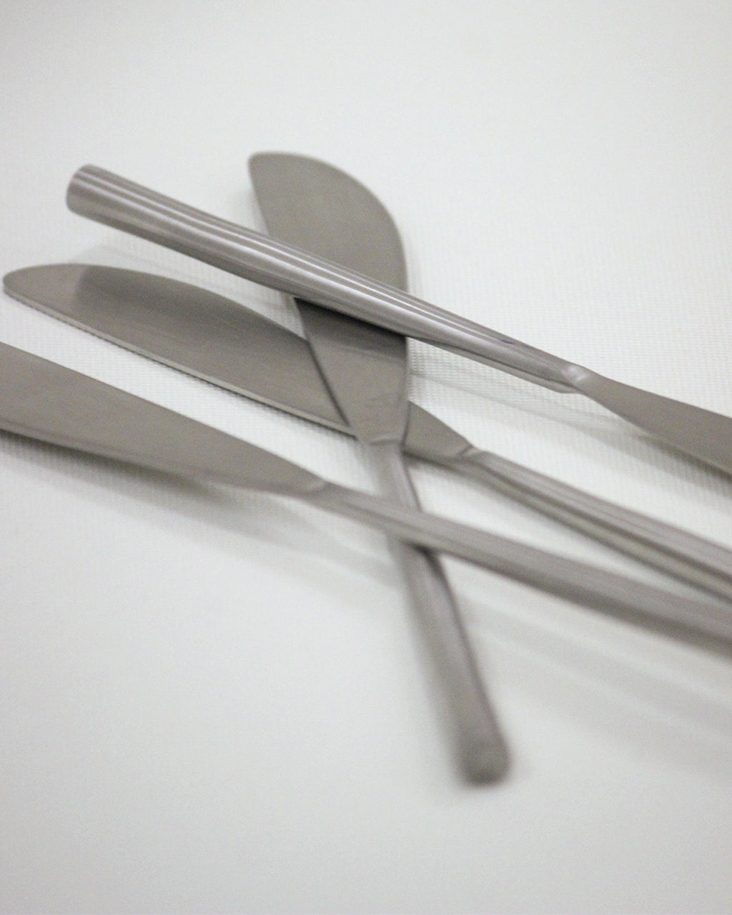 Round Handle Knife Set of 4