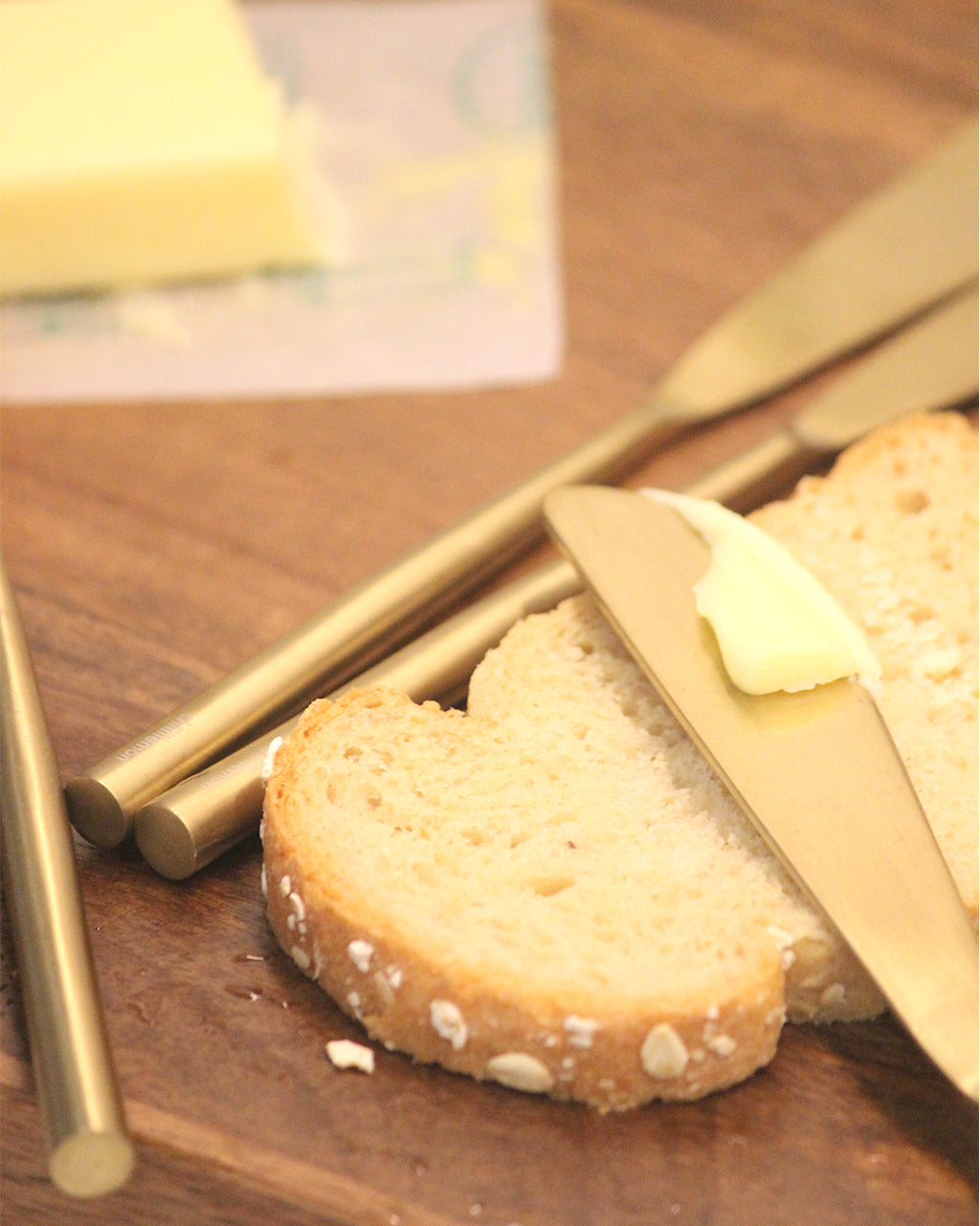 Round Handle Knife Set of 4