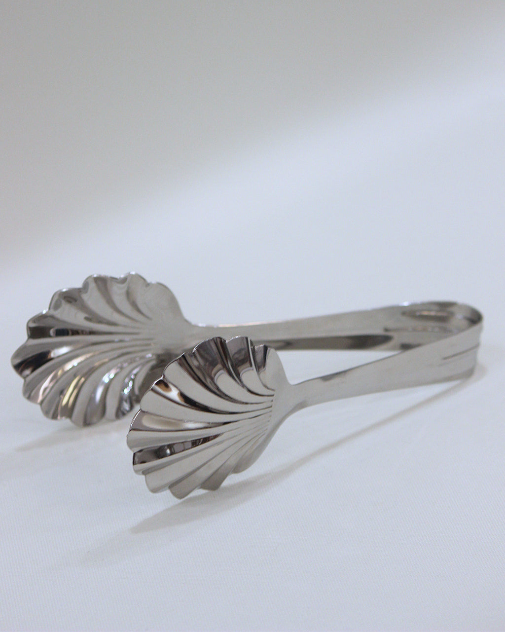 Shell Tongs