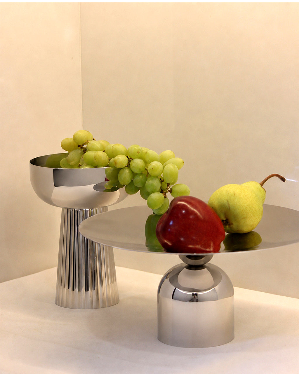 Footed Bowl Ribbed Tall